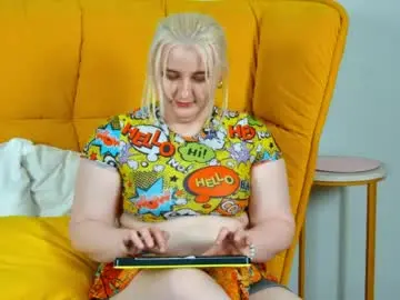 Chaturbate Live Sex Cam of lioraardyn