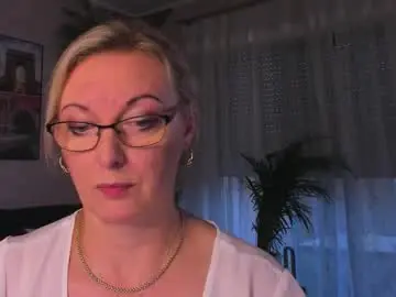 Chaturbate Adult Video Chat of xvanessalove
