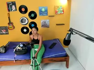 Chaturbate Private Sex Chat of meisevil77