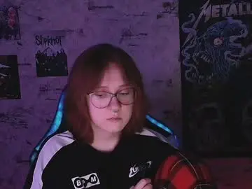 Chaturbate Live Sex Cam of margaret_red
