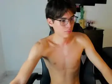 Chaturbate Adult Video Chat of ryan_bronw