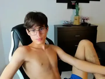 Chaturbate Adult Video Chat of ryan_bronw