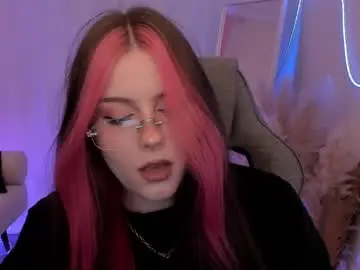 Chaturbate Live Sex Cam of coramiel