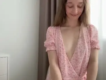 Chaturbate Live Sex of shy_schoolgirl_