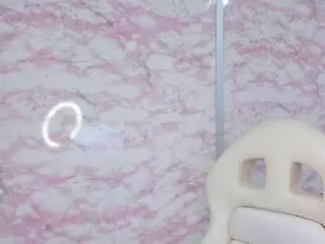 Chaturbate Live Sex Cam of little_doll_4u