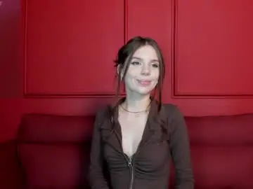Chaturbate Live Sex Cam of mirandaclarck