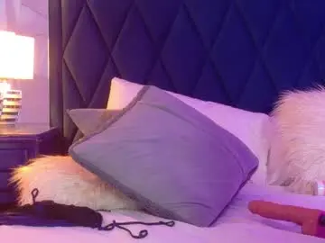 Chaturbate Free Live Porn of violet_saunders