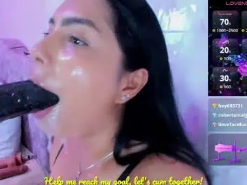 Chaturbate Live Sex Cam of evelinn_belen