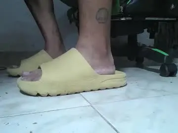 Chaturbate Adult Video Chat of srfindomfeet_