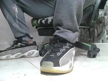 Chaturbate Sex Chat of srfindomfeet_