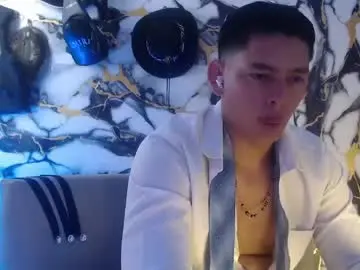 Chaturbate Live Porn of hiroshi_shen2