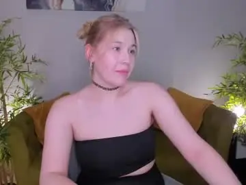 Chaturbate Live Sex Cam of colleen_blake