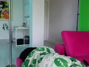 Chaturbate Best live sex cam show of miamiworld