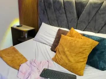 Chaturbate Best live sex cam show of aisha_vex