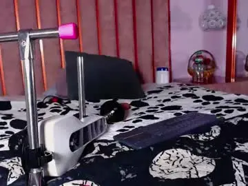 Chaturbate Free Live Porn of lucie_red