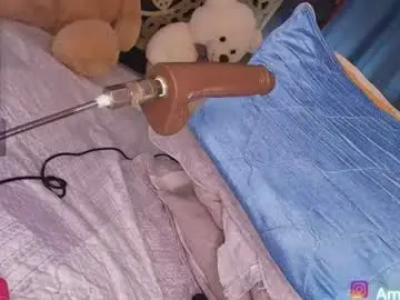 Chaturbate Free Porn Cam of amyblack__
