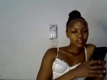 Chaturbate Sex Cam of melissah_hot