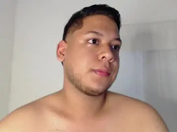 Chaturbate Live Sex of akon_2