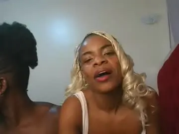 Chaturbate Live Sex of petite_luxe
