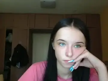 Chaturbate Adult Webcams of yuliastar