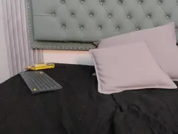 Chaturbate Live Sex Cam of kataleyavelvet