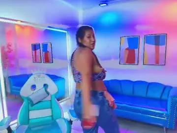 Chaturbate Sex Chat of isabella_rows