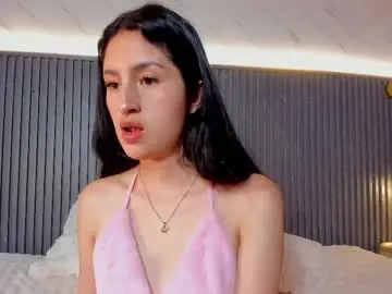 Chaturbate Nude Webcam of b_waynne