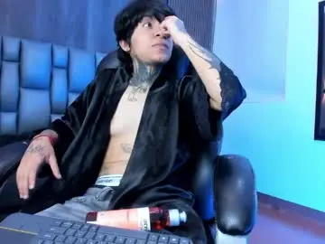 Chaturbate Sex Cam of hottiesjuls