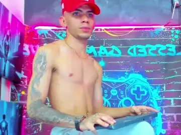 Chaturbate Sex Cam of edward_24_