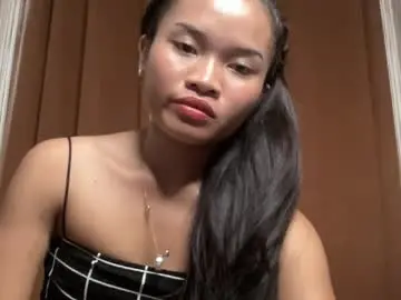 Chaturbate Adult Video Chat of nini_luvskorn