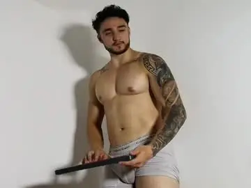 Chaturbate Adult Webcam of latinboyvip_