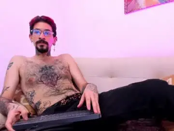 Chaturbate Live Sex Cam of jonathan_sinn