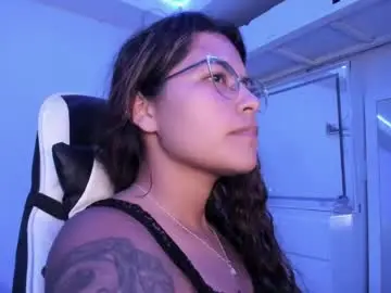 Chaturbate Live Sex Cam of ladybrown_16