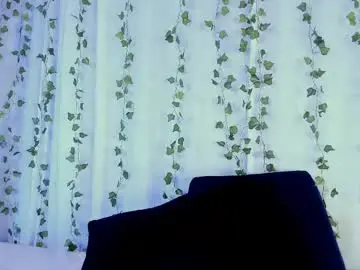 Chaturbate Sex Chat of emilywithe_