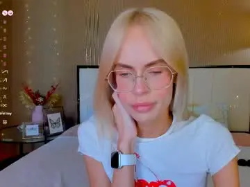 Chaturbate Free Live Porn of bellatip