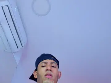 Chaturbate Sex Chat of bento_fox