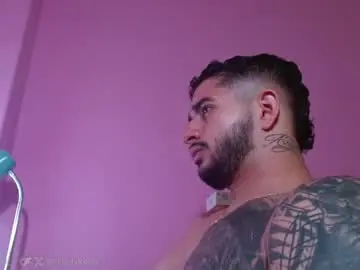 Chaturbate Watch Live Sex Cams of king_falconer