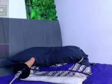 Chaturbate Live Sex Cam of zamirscott