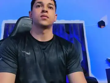 Chaturbate Adult Webcams of adamkeith_1