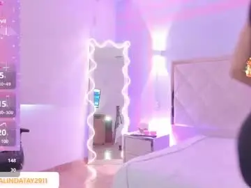 Chaturbate Sex Cam of rosalind_tay