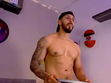 Chaturbate Best live sex cam show of tony_muscle1