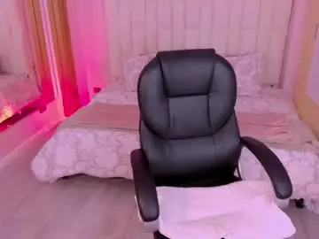 Chaturbate Live Sex Cam of kailie_travis