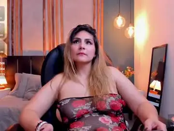 Chaturbate Free Porn Cam of melanie_silver_