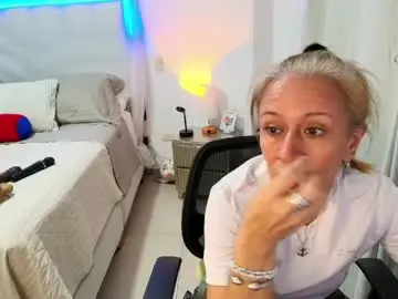 Chaturbate Free Porn Cam of samanta_stone69