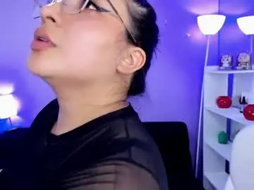 Chaturbate Live Sex Cam of emma_monserratt