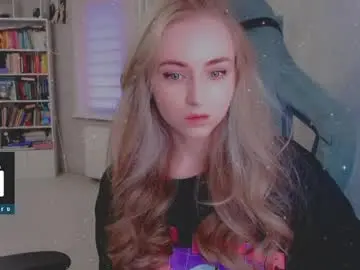 Chaturbate Sex Cam of kira_love_sleep