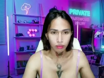 Chaturbate Watch Live Sex Cams of snow_2000