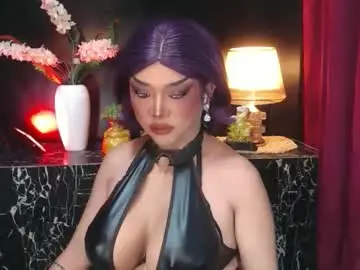 Chaturbate Adult Video Chat of hugecockchristine