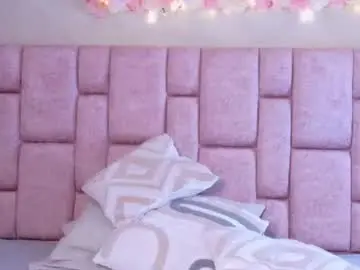 Chaturbate Watch Live Sex Cams of sharlomonteblack