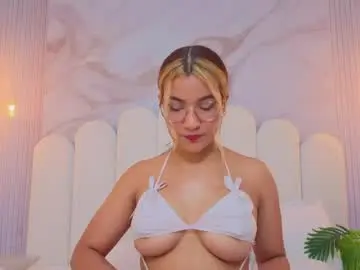 Chaturbate Live Sex Cam of evaa_honey